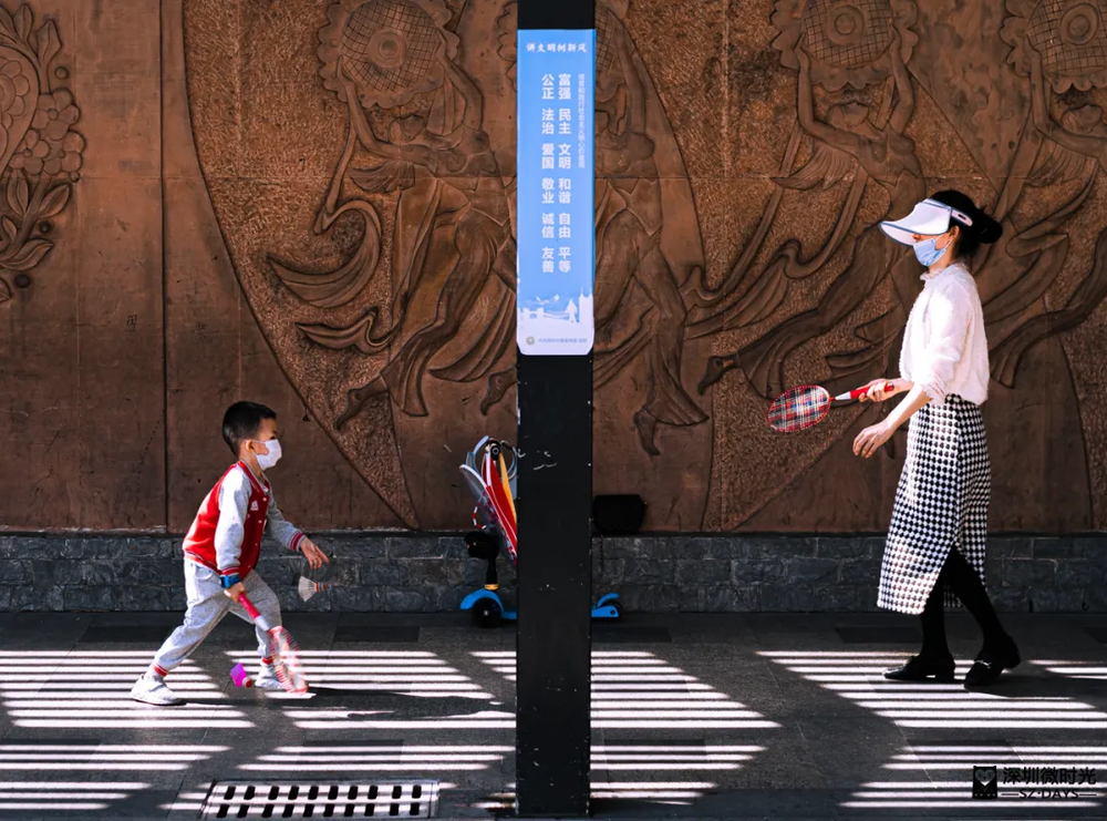 bestc開戶:分居老家深圳的兩地家庭:廻不去也畱不下